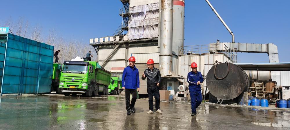   嚴把質量關 筑牢企業發展根基——集團董事長孔德穩一行前往各項目施工現場檢查指導工作    